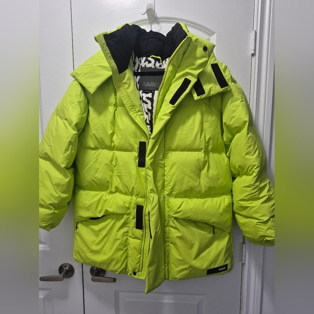 Rains Hooded Padded-Design Jacket, Medium - Picture 3 of 11